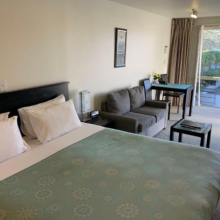 Salerno Motel Apartments Κράισττσερτς Εξωτερικό φωτογραφία A typical motel room
