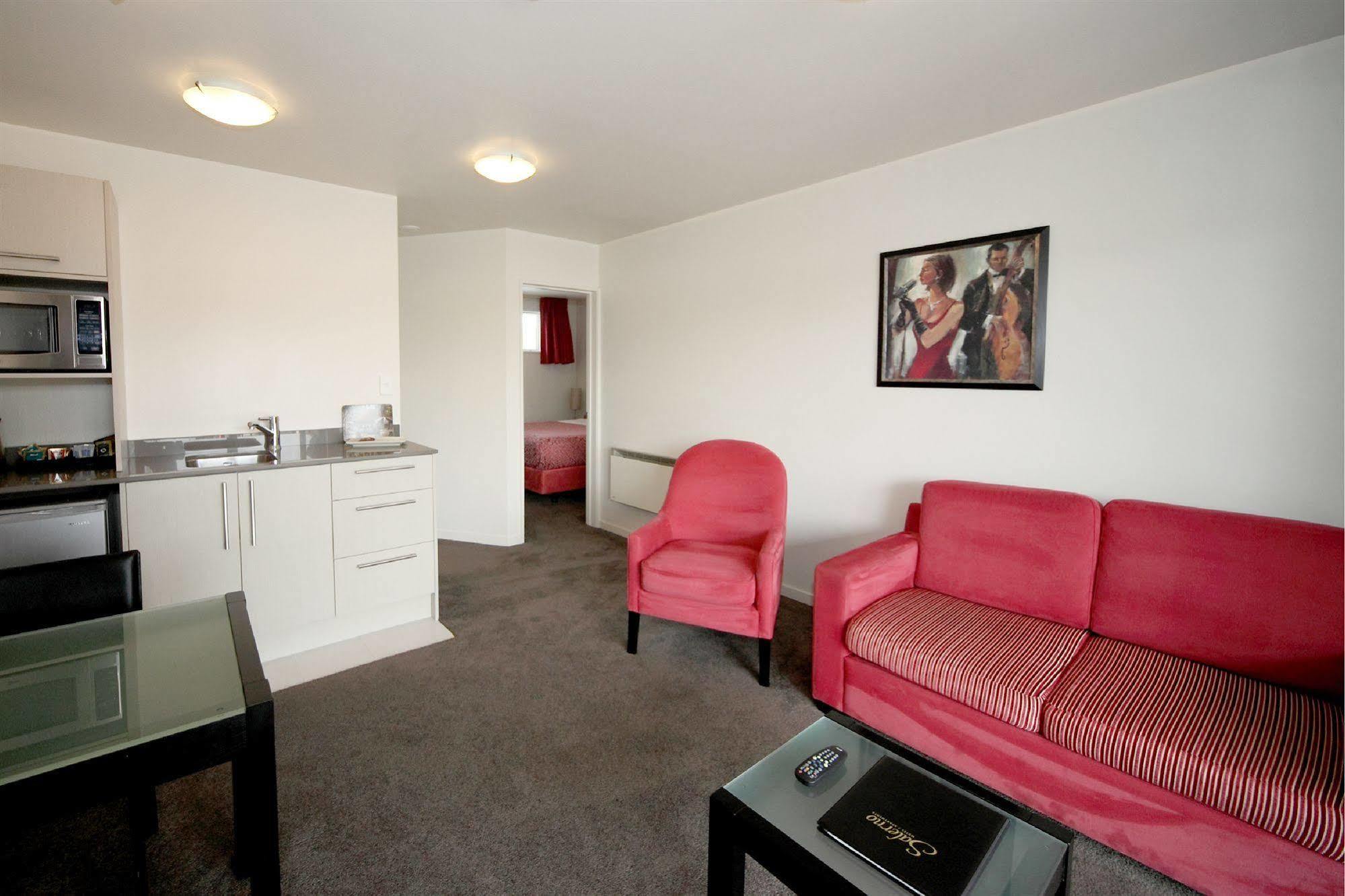 Salerno Motel Apartments Κράισττσερτς Εξωτερικό φωτογραφία A typical one-bedroom apartment