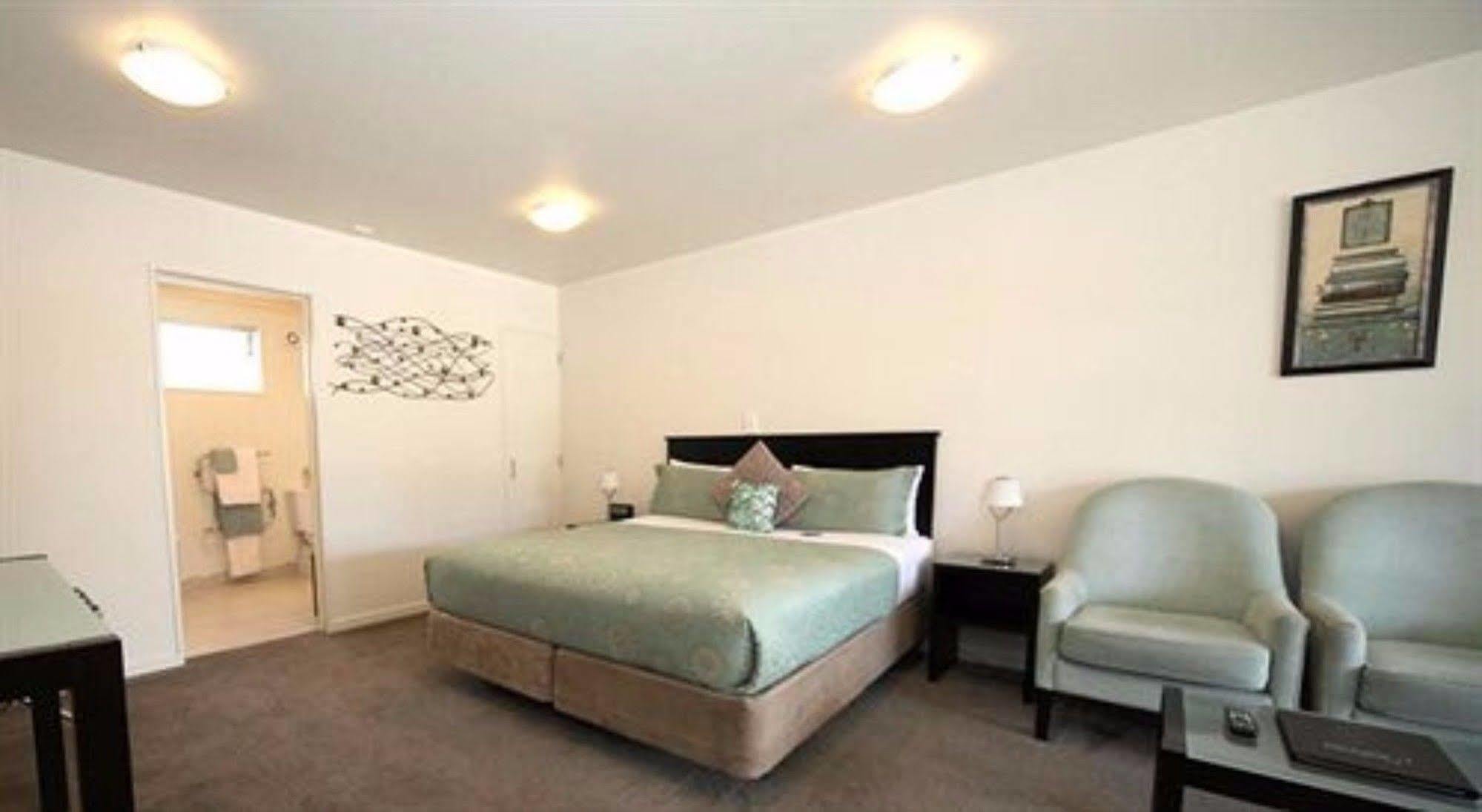 Salerno Motel Apartments Κράισττσερτς Εξωτερικό φωτογραφία A room at the hotel