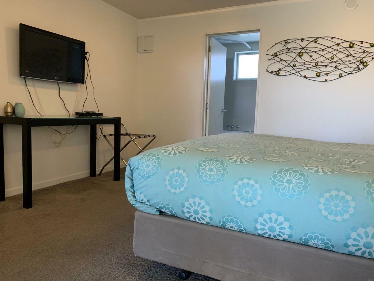 Salerno Motel Apartments Κράισττσερτς Εξωτερικό φωτογραφία A bedroom at the motel