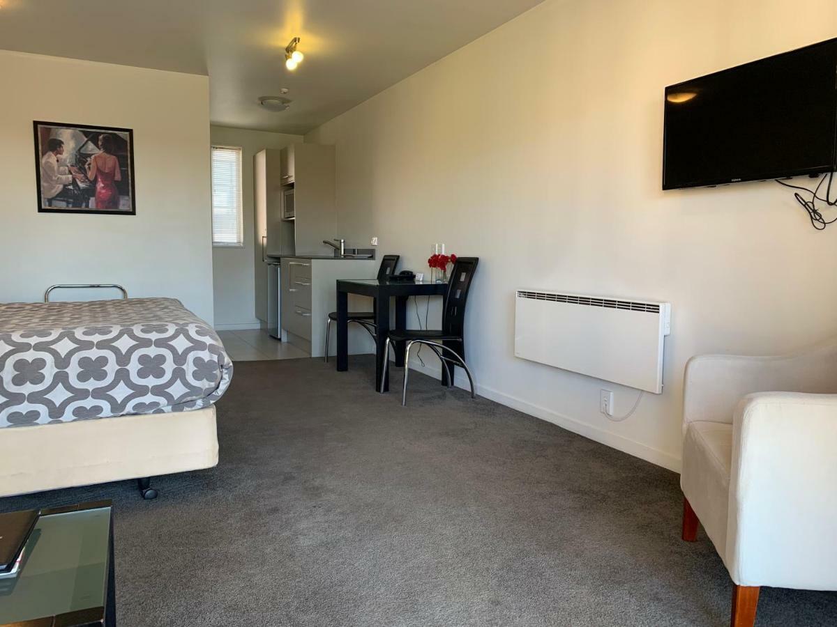 Salerno Motel Apartments Κράισττσερτς Εξωτερικό φωτογραφία A studio apartment in New Zealand